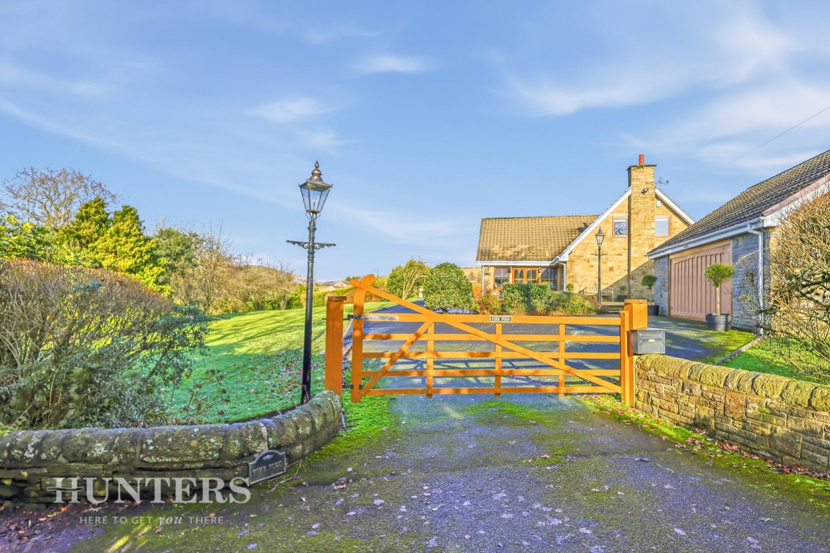 Pike Fold, Lightowlers Lane, Littleborough, OL15 0LN