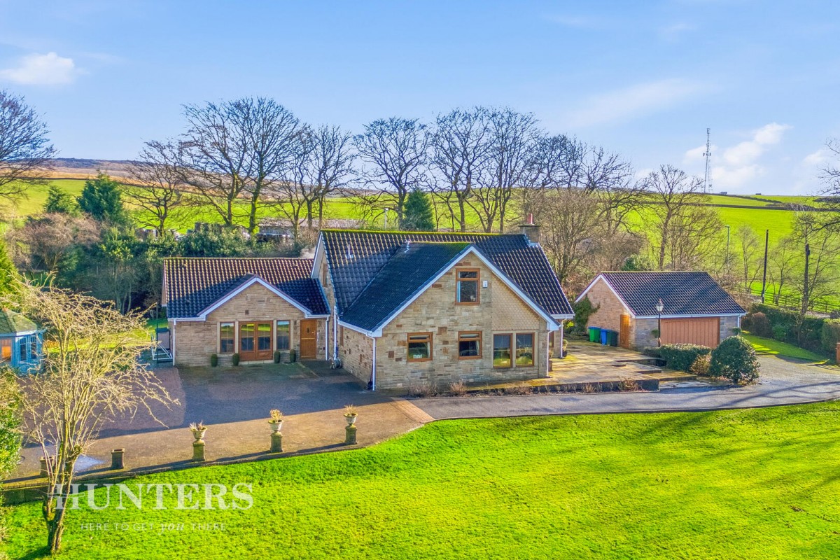 Pike Fold, Lightowlers Lane, Littleborough, OL15 0LN