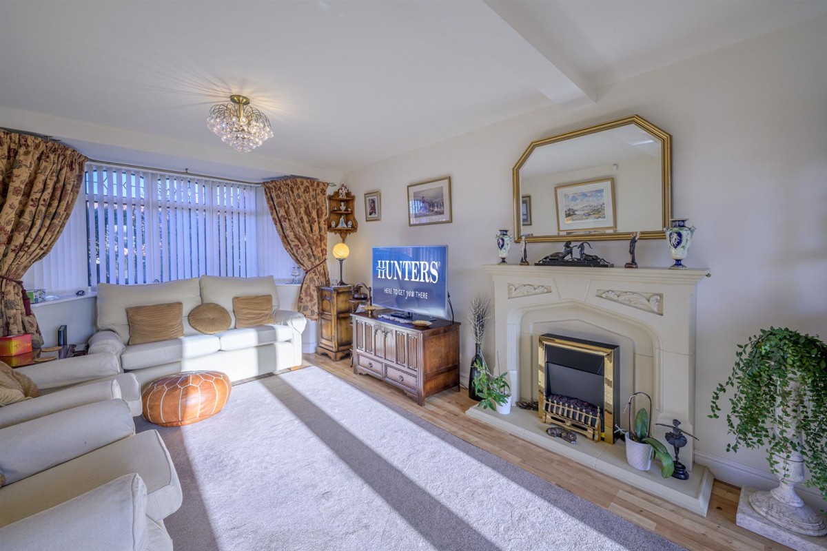 Fairfield Road, Wordsley, DY8 5UJ