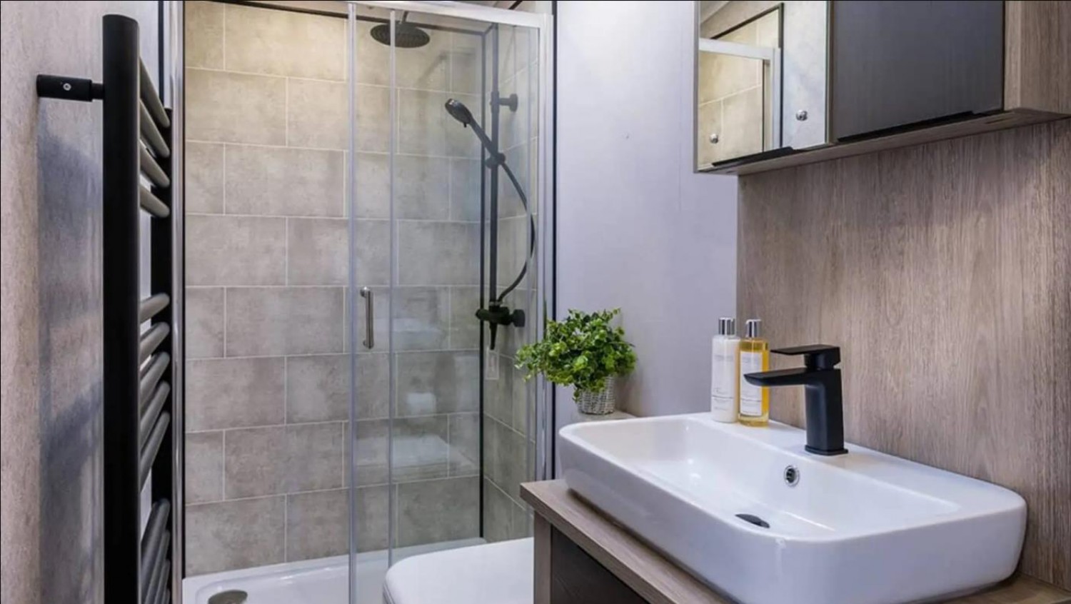 The Lakewood, Scarborough Lodge Retreat, Scarborough