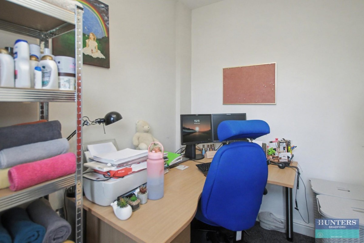 Cranmer Road Bradford, BD3 0NB