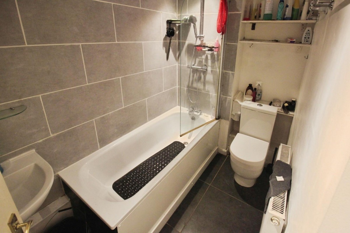 Greenhaven Drive, Thamesmead, London, SE28 8FY