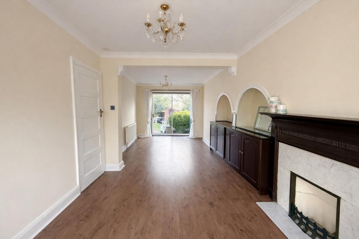 Chatsworth Gardens, New Malden