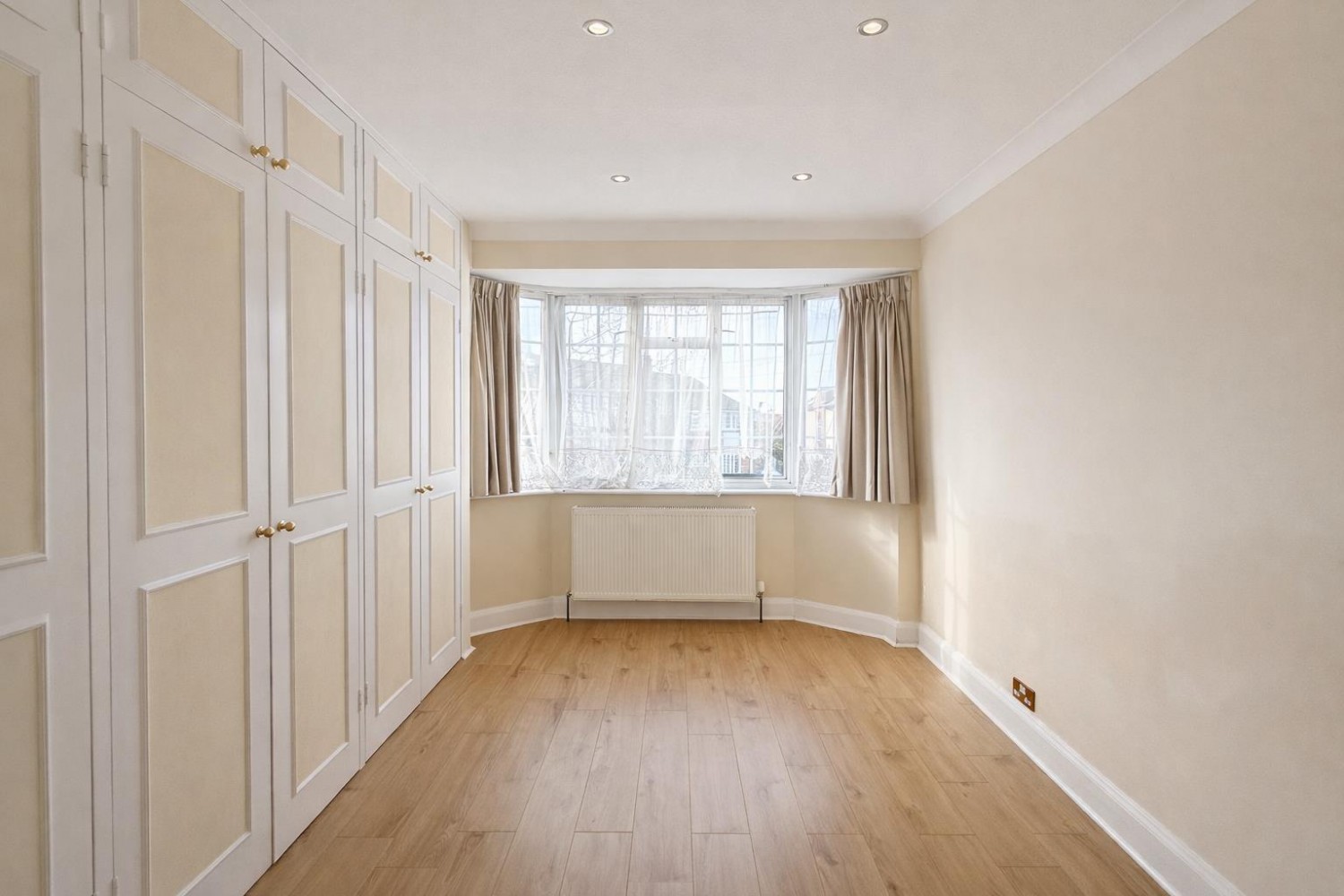 Chatsworth Gardens, New Malden