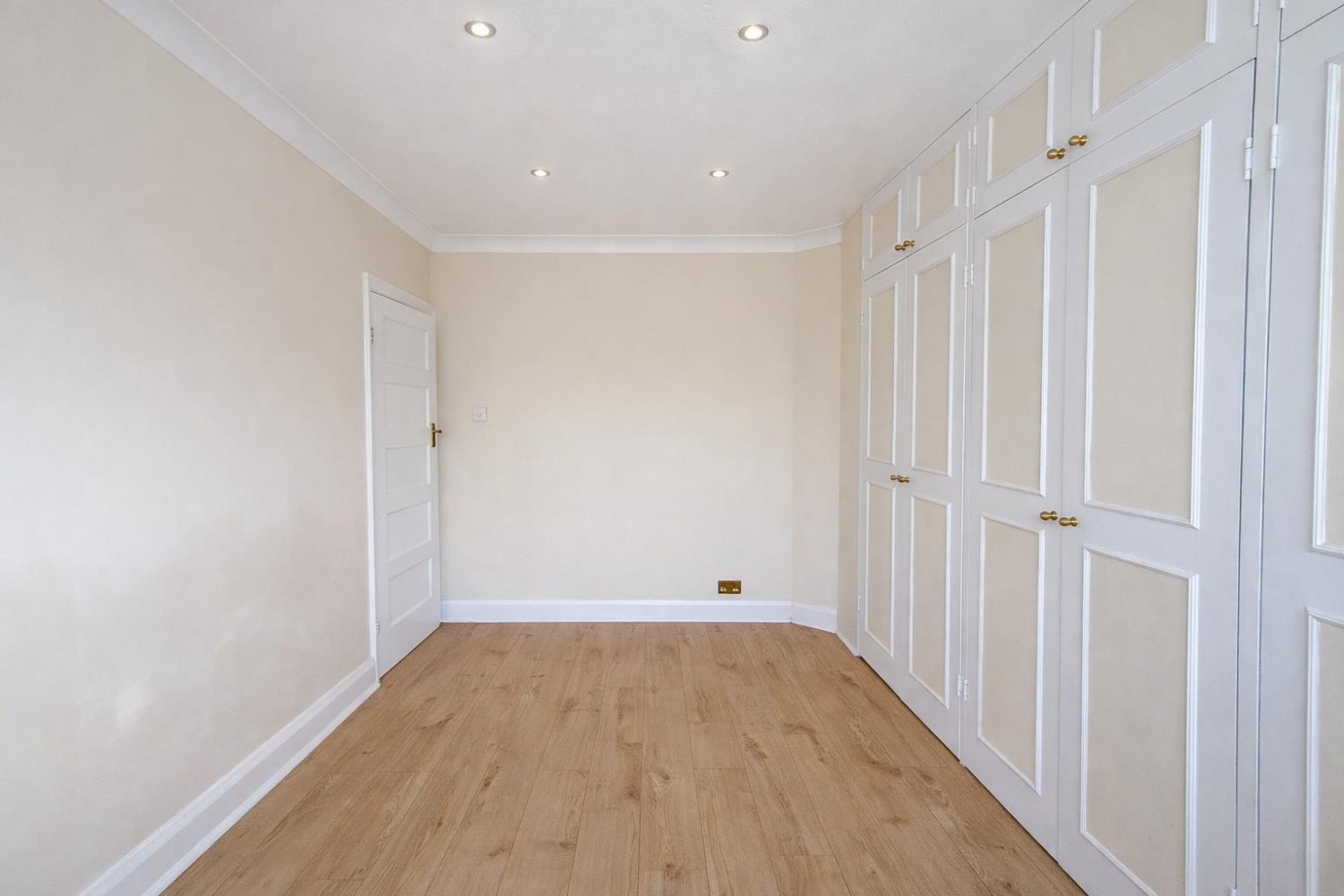 Chatsworth Gardens, New Malden