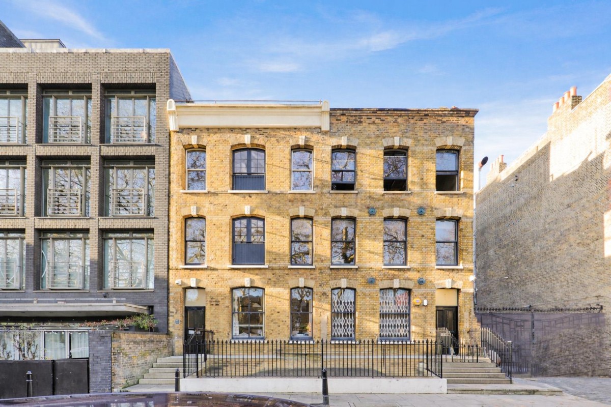 Hoxton Square, Hoxton N1