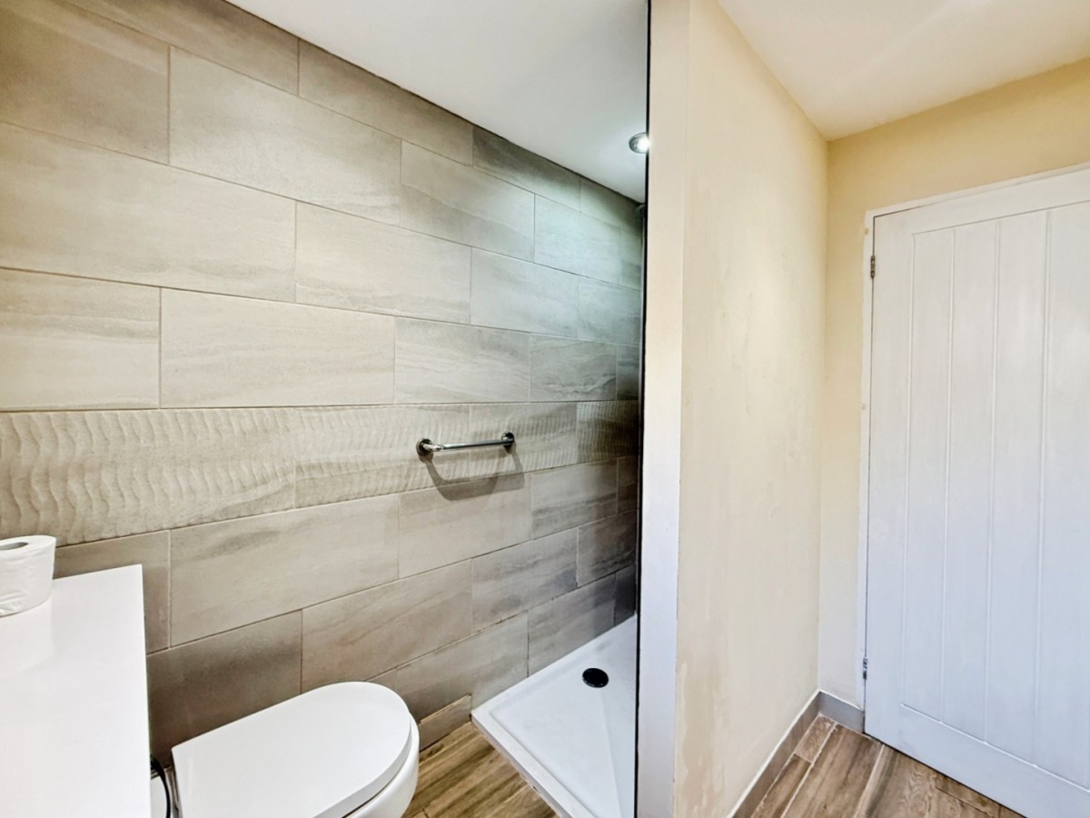 White House Park, Cainscross, Stroud