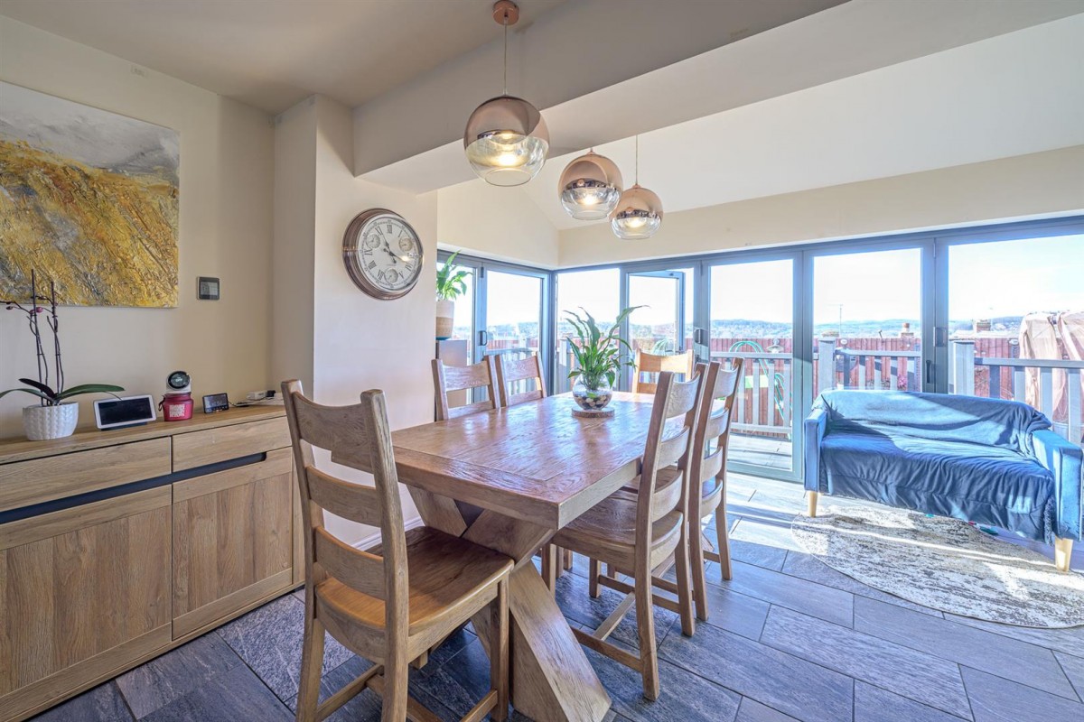 Oak Tree Gardens, Stourbridge, DY8 5YF