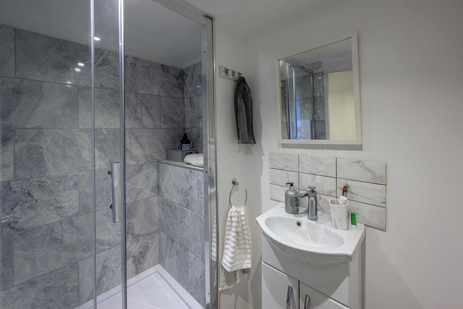 Oak Tree Gardens, Stourbridge, DY8 5YF