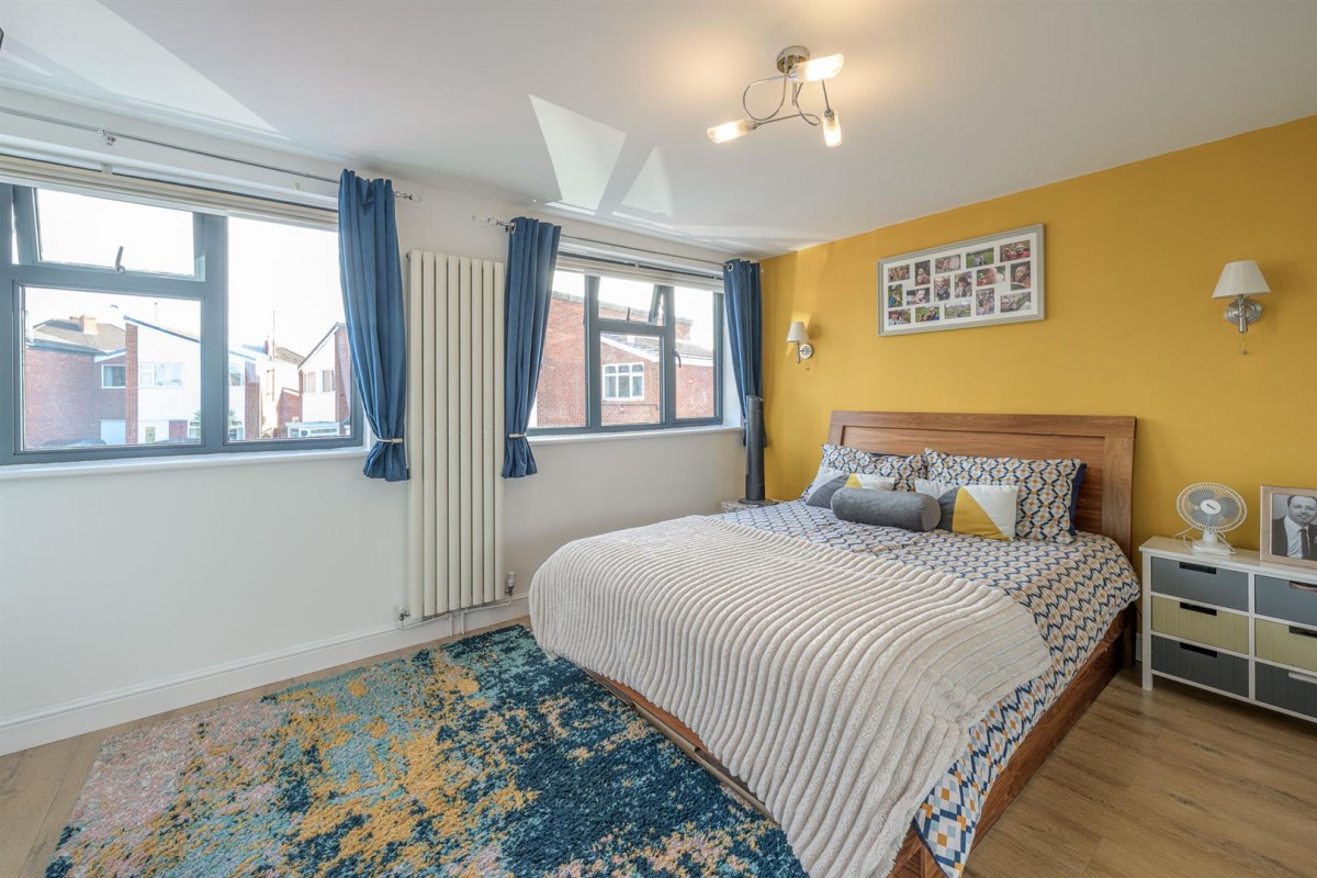 Oak Tree Gardens, Stourbridge, DY8 5YF