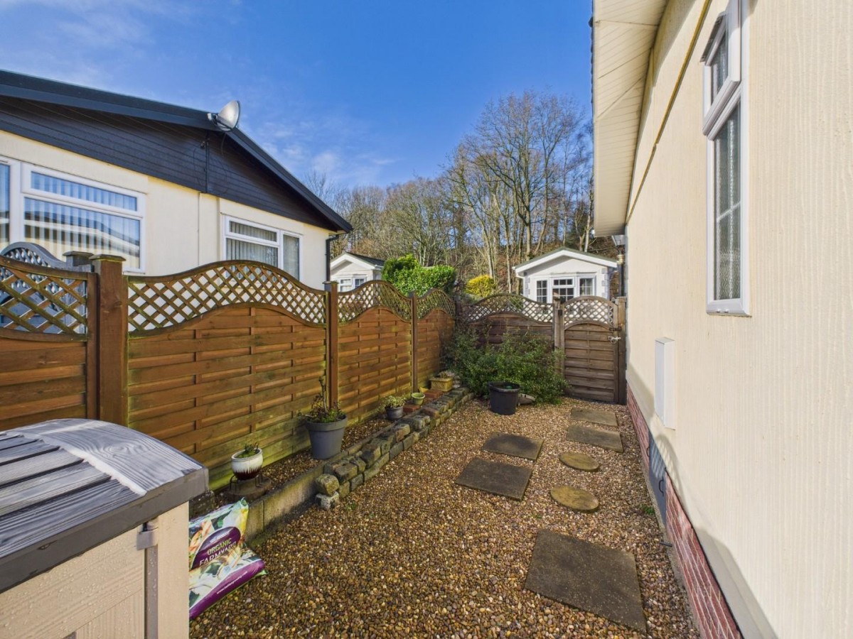 Goit Stock Lane, Harden, Bingley