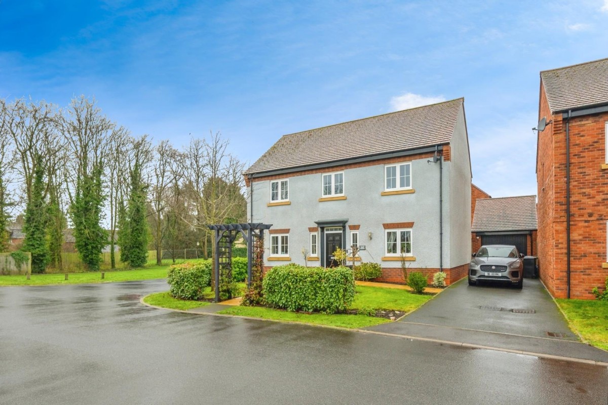 Hamstall Close, Streethay, Lichfield