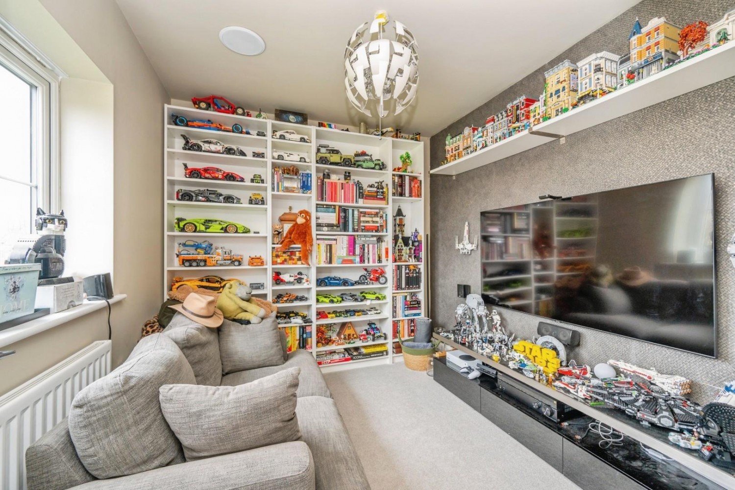 Hamstall Close, Streethay, Lichfield