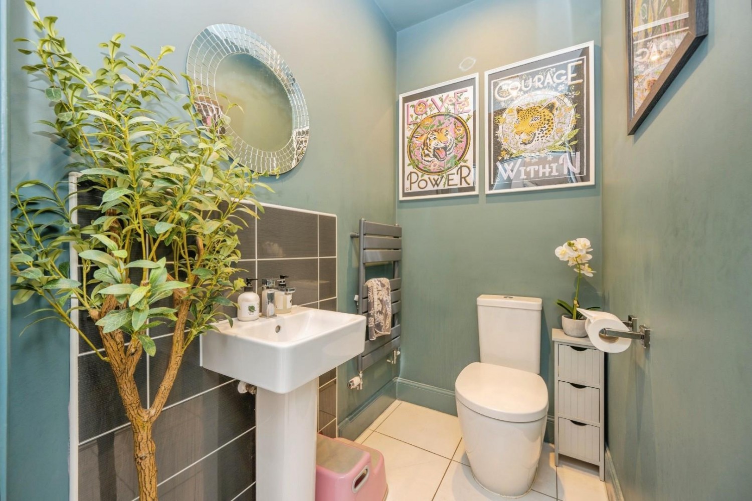 Hamstall Close, Streethay, Lichfield