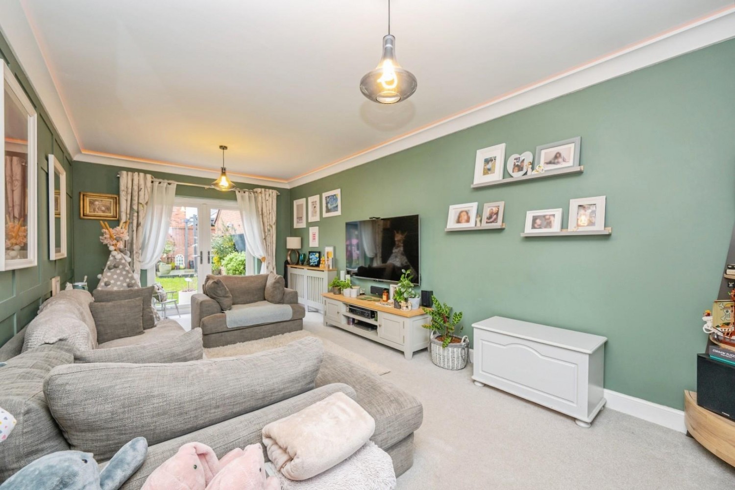 Hamstall Close, Streethay, Lichfield