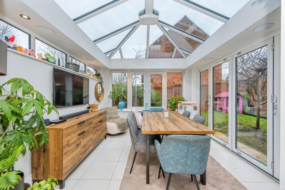 Hamstall Close, Streethay, Lichfield