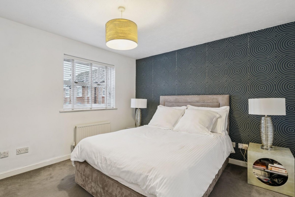 Rowan Place, Amersham, Buckinghamshire, HP6 6UR