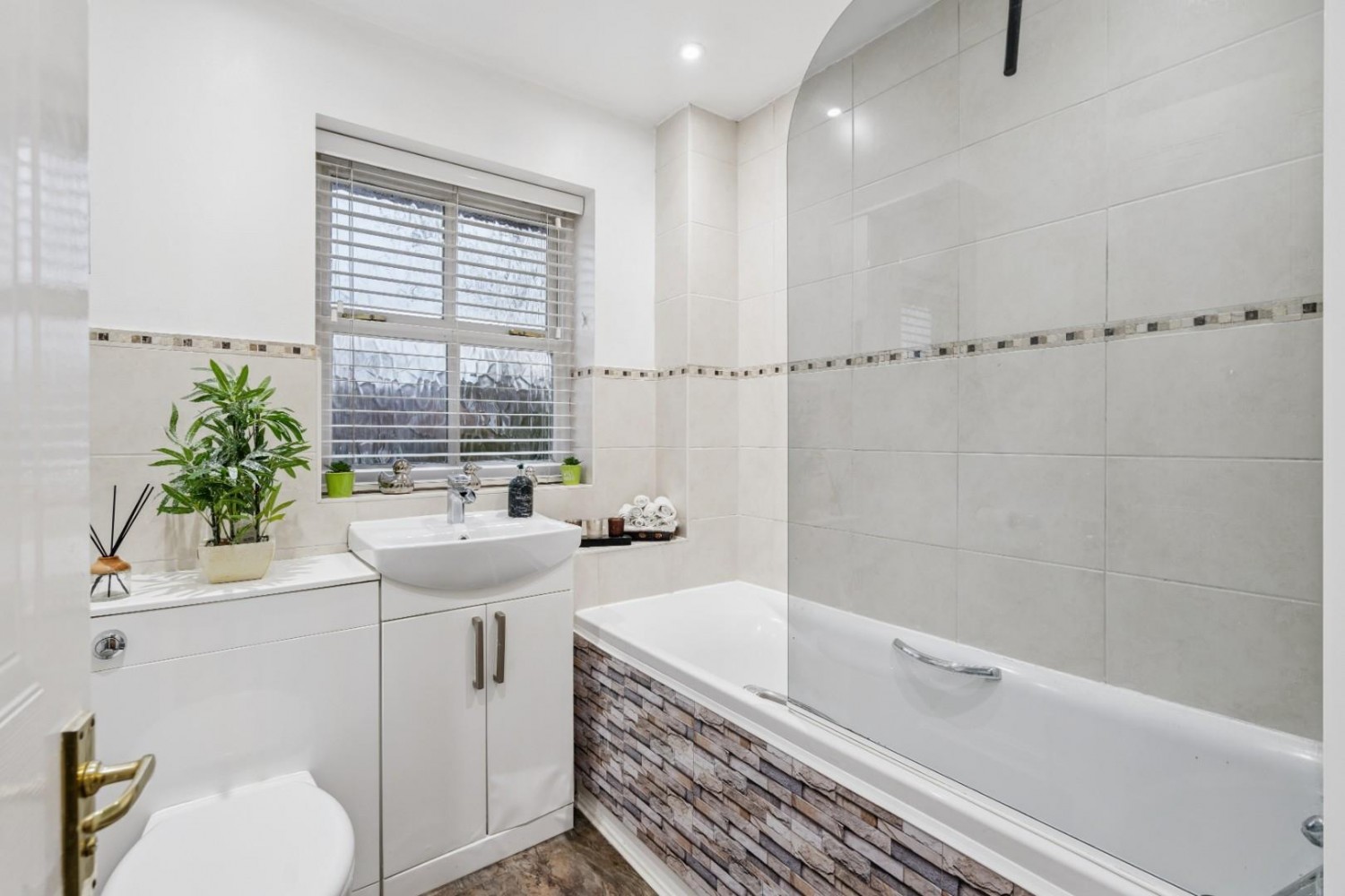 Rowan Place, Amersham, Buckinghamshire, HP6 6UR