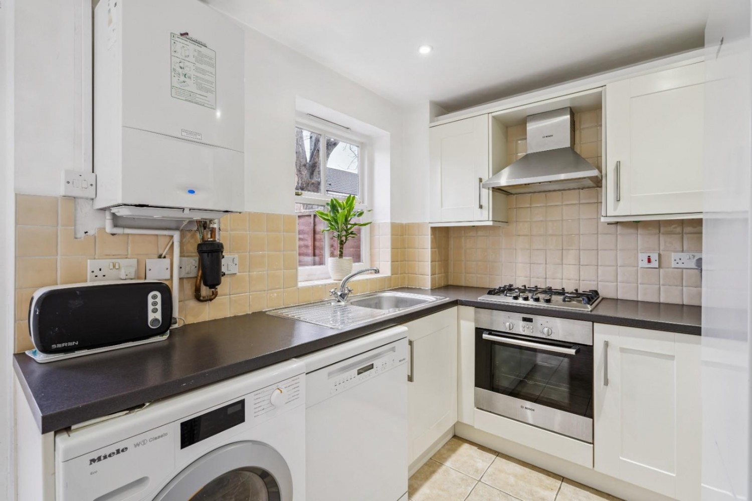 Rowan Place, Amersham, Buckinghamshire, HP6 6UR