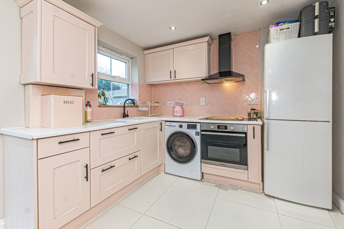 Stratford Close, Aston Clinton