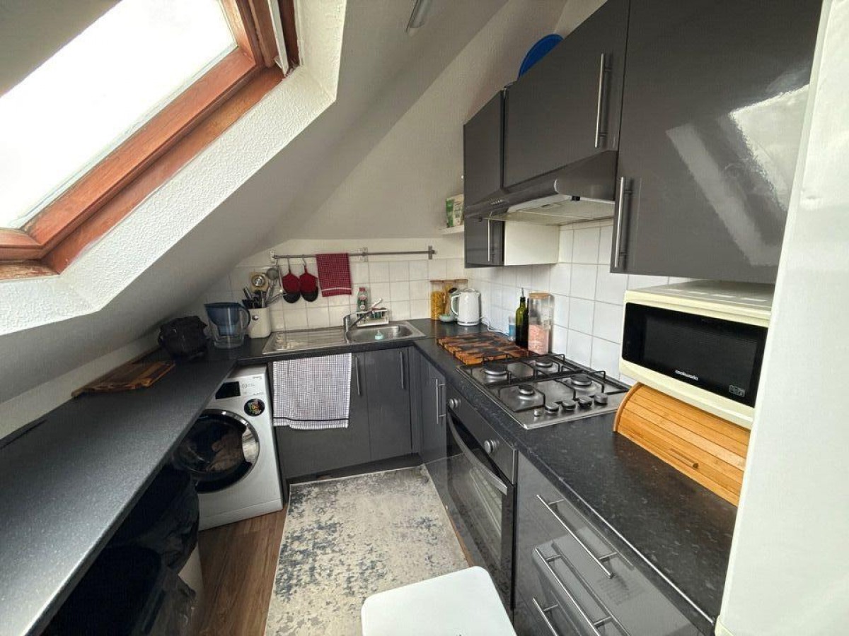 15 Burnell Road, Sutton, SM1 4EE