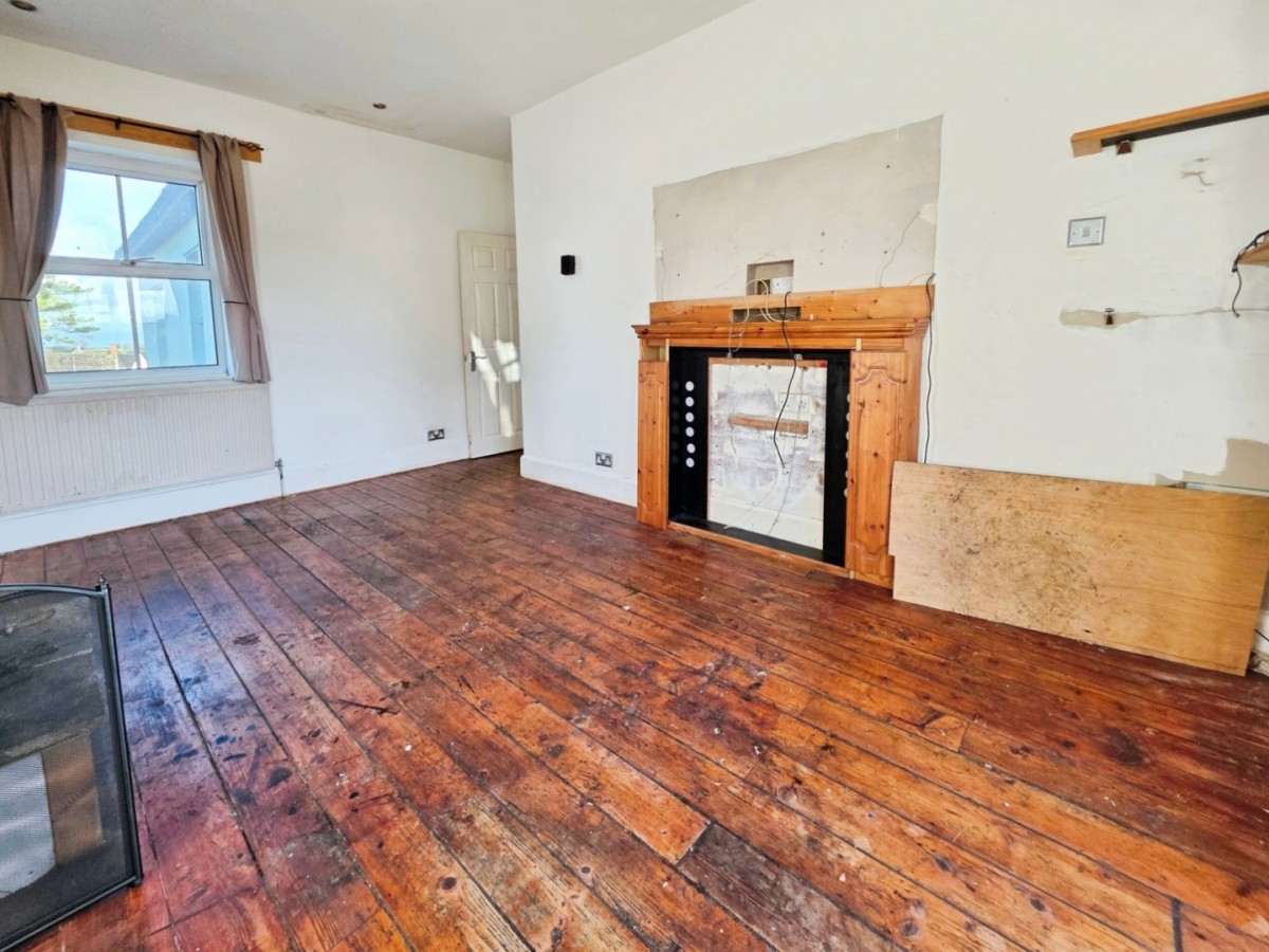 The Barrow, Nympsfield, Stonehouse