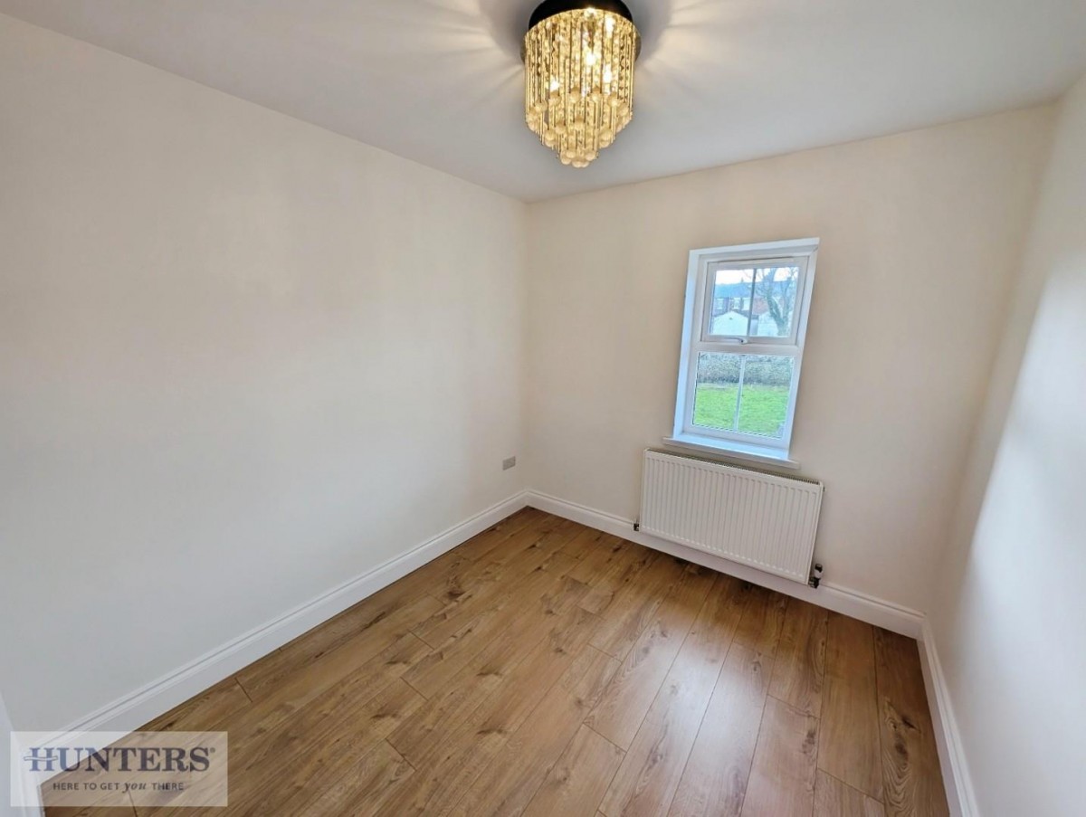 Washington Square, Easington Village