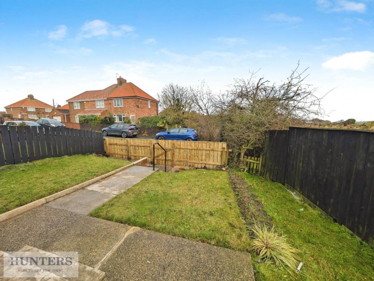 Washington Square, Easington Village