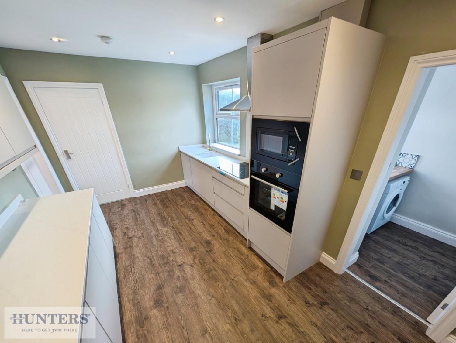 Washington Square, Easington Village