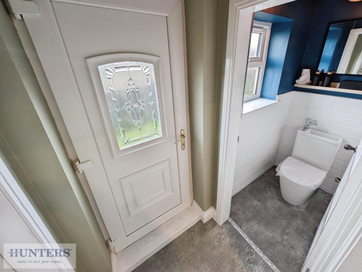 Washington Square, Easington Village