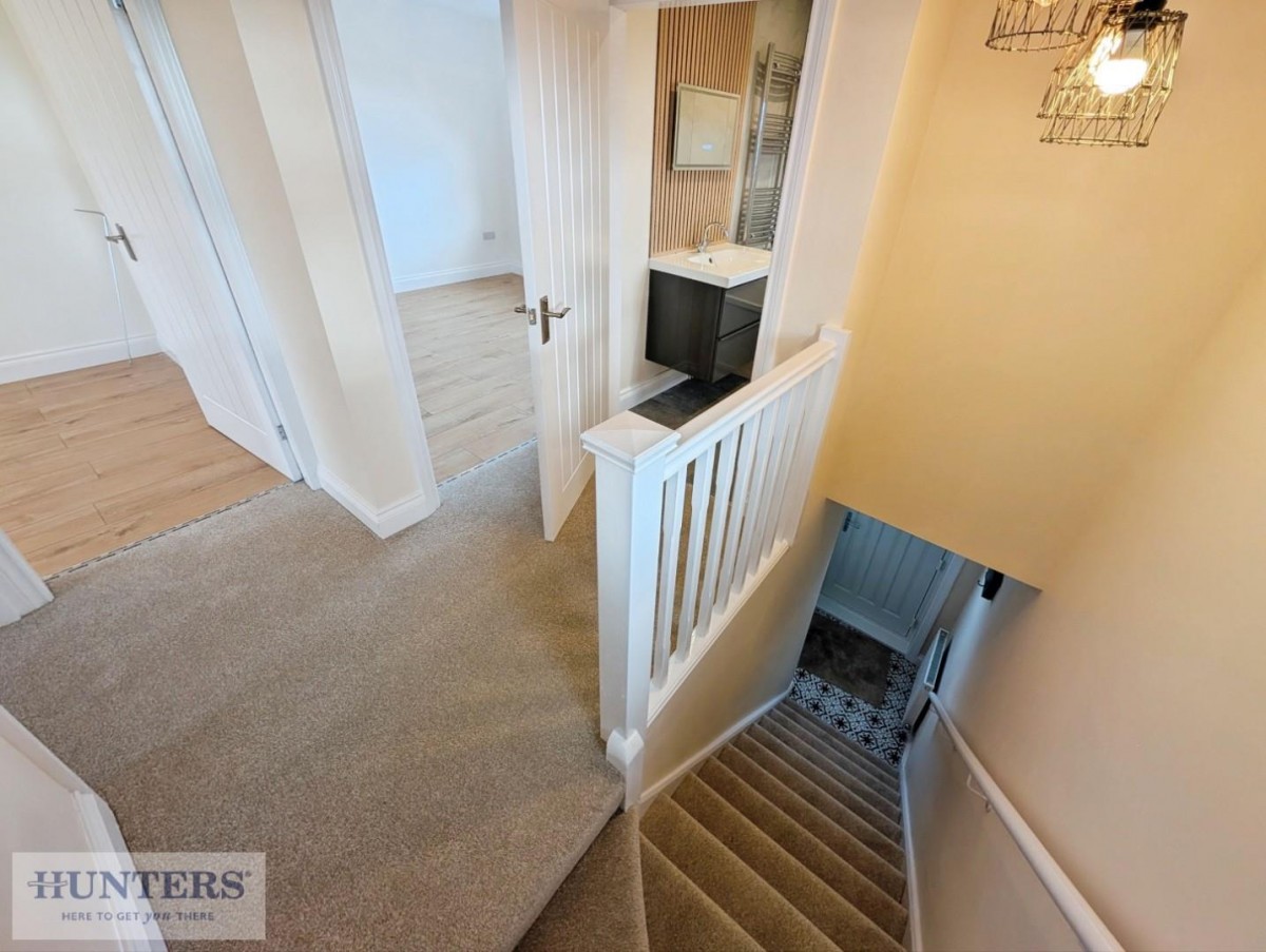 Washington Square, Easington Village