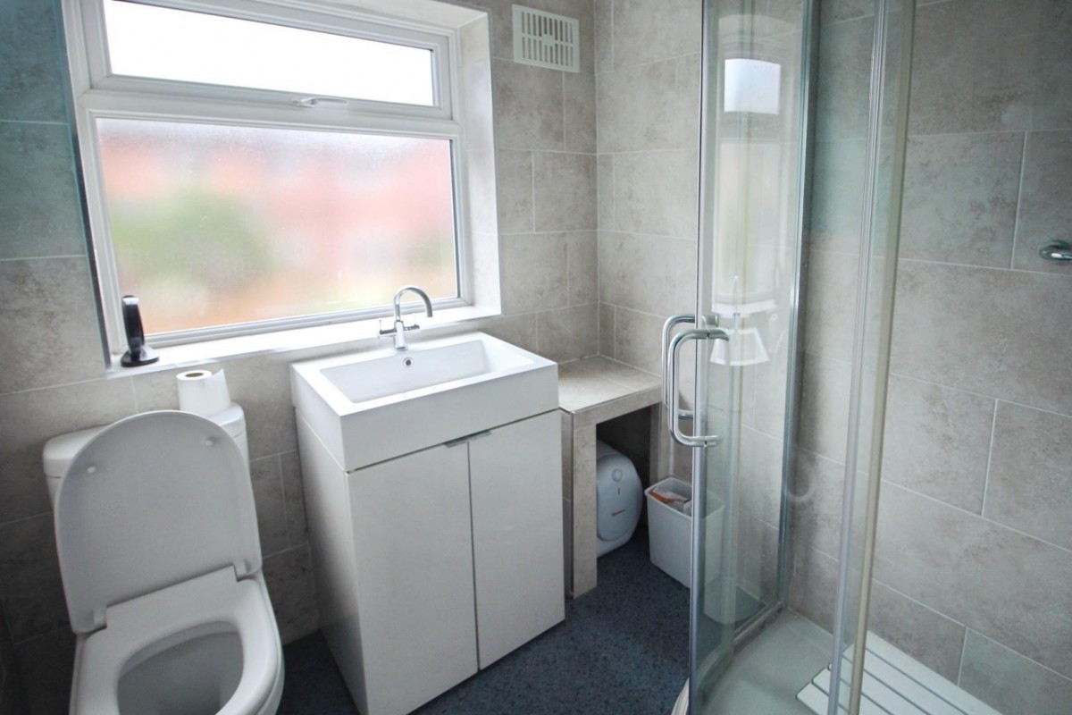 Queenhill Road, Manchester