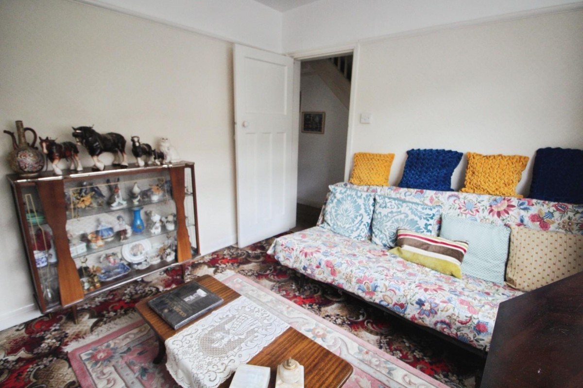 Queenhill Road, Manchester