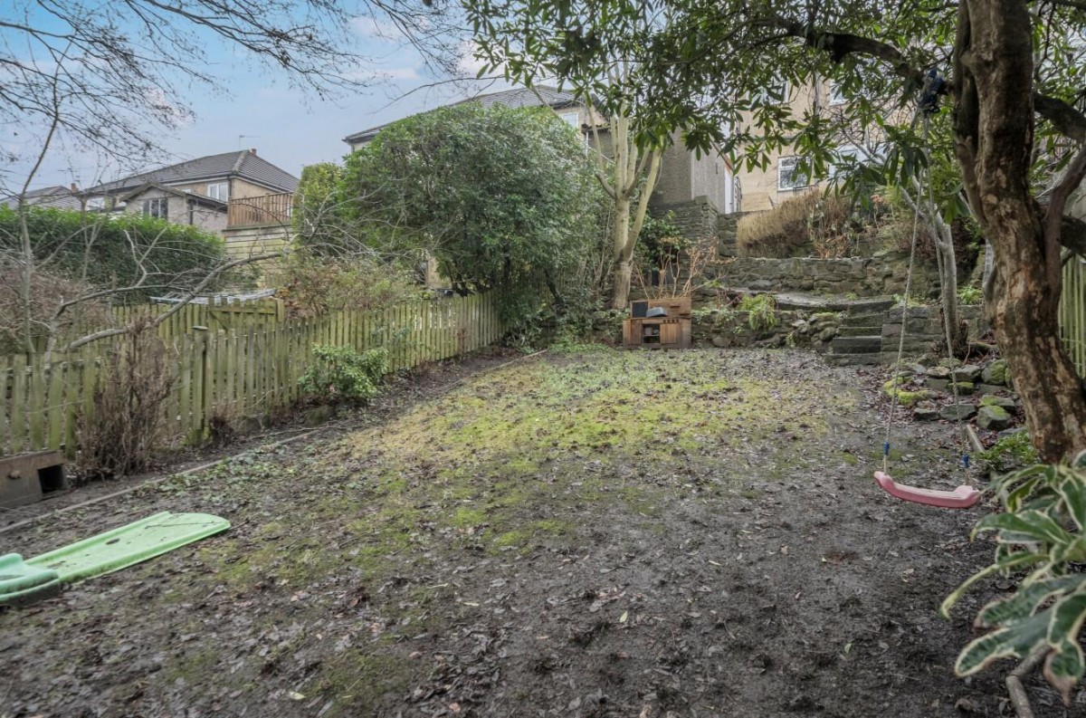 Woodhill Crescent, Cookridge, LS16