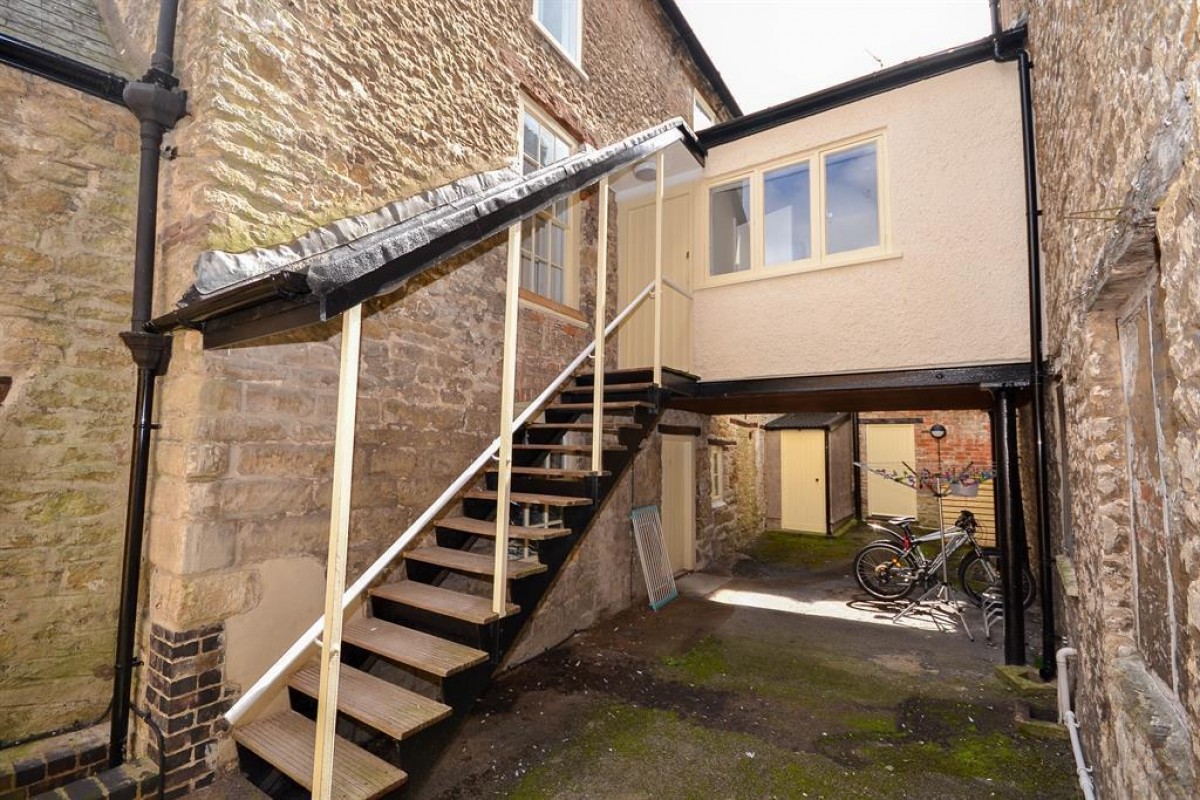 Long Street, Dursley, GL11 4HL