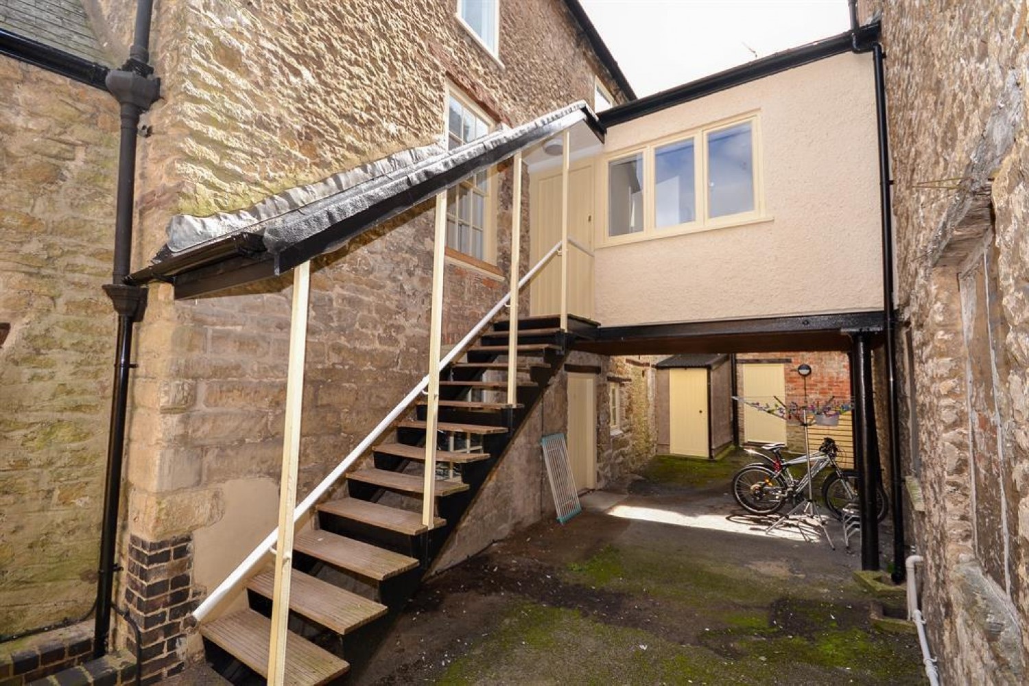 Long Street, Dursley, GL11 4HL