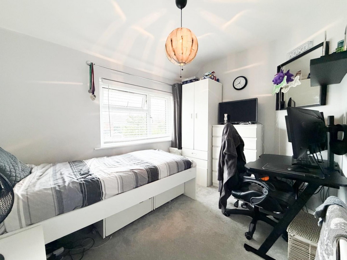 Salcombe Road, Knowle, Bristol, BS4 1AB