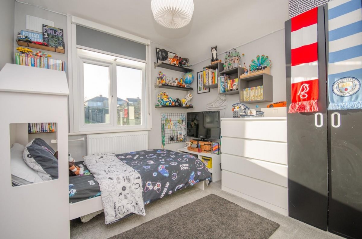 Salisbury Road, Downend, Bristol, BS16 5RP