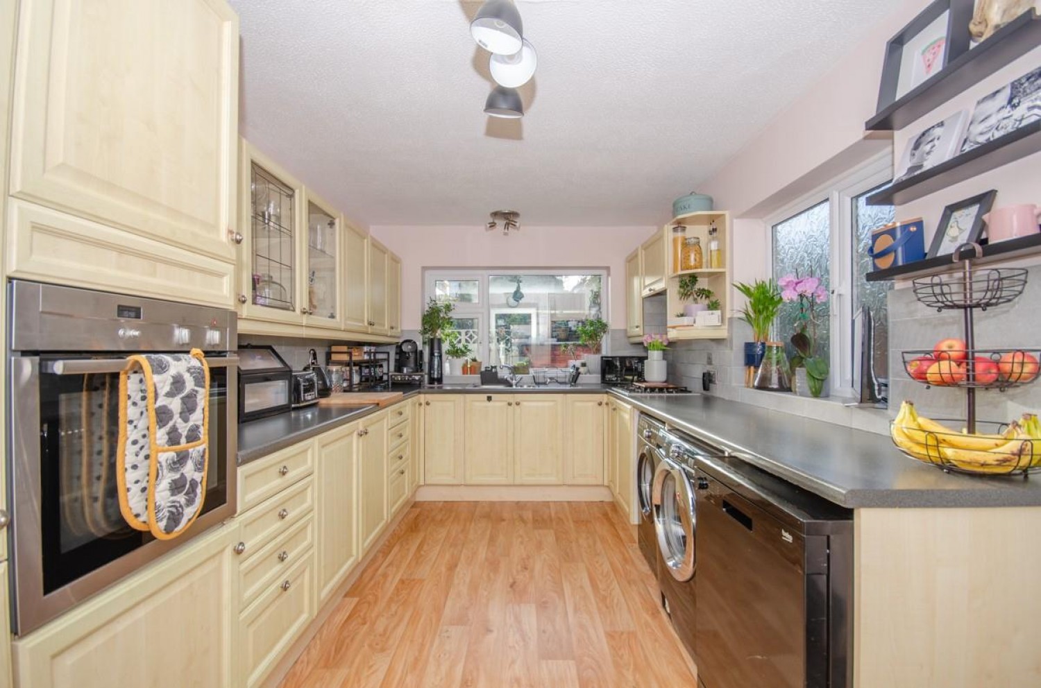 Salisbury Road, Downend, Bristol, BS16 5RP