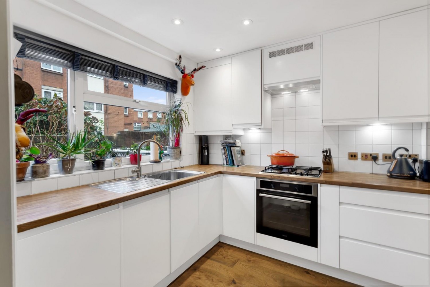 Hayling Close, London, N16