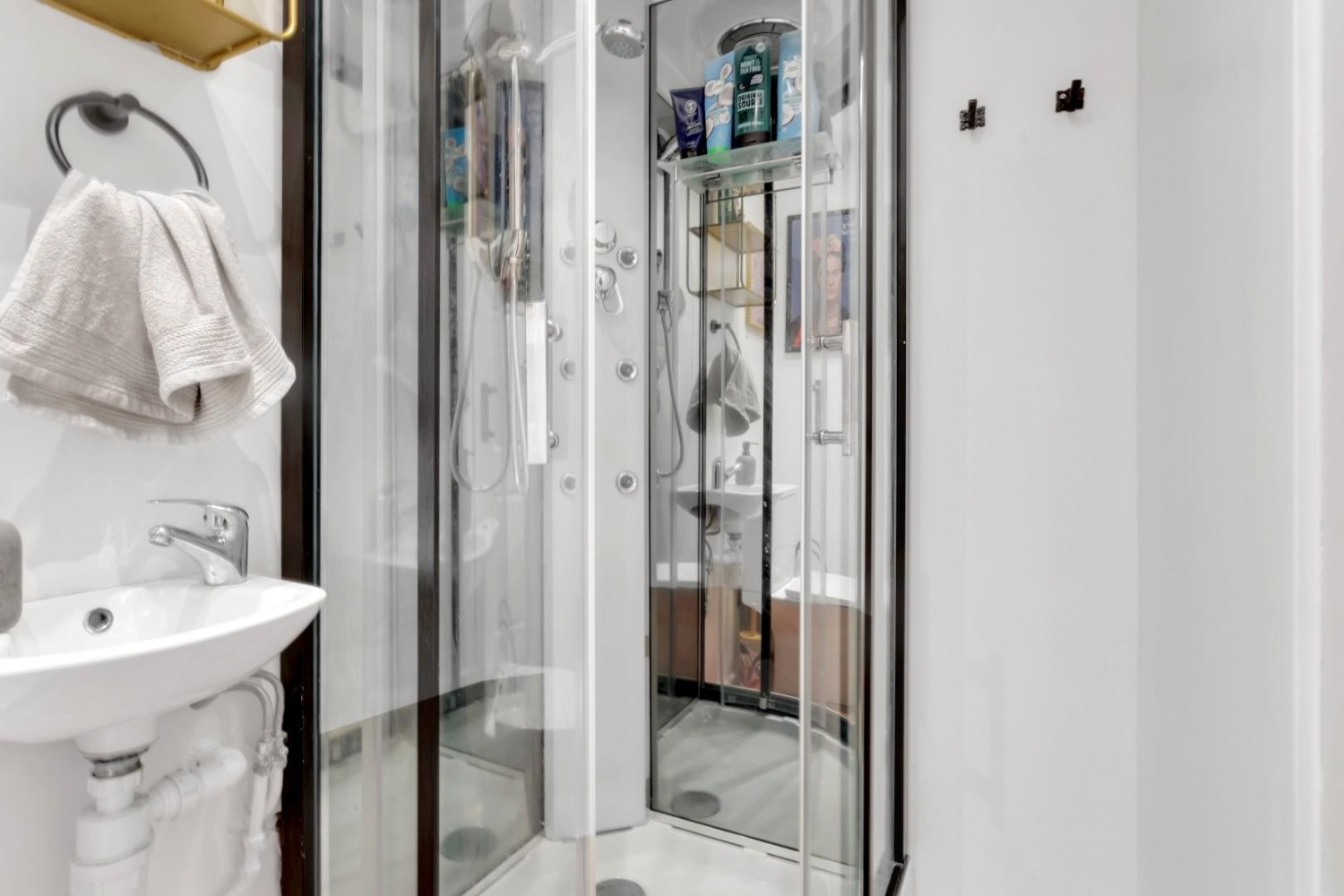 Hayling Close, London, N16