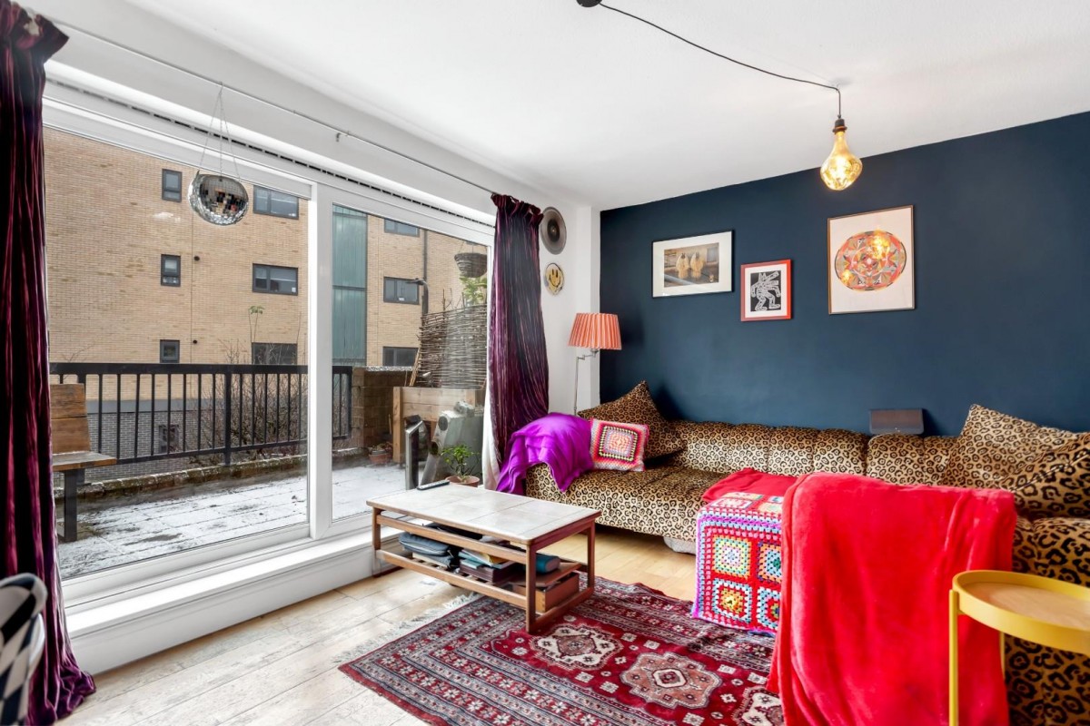 Hayling Close, London, N16