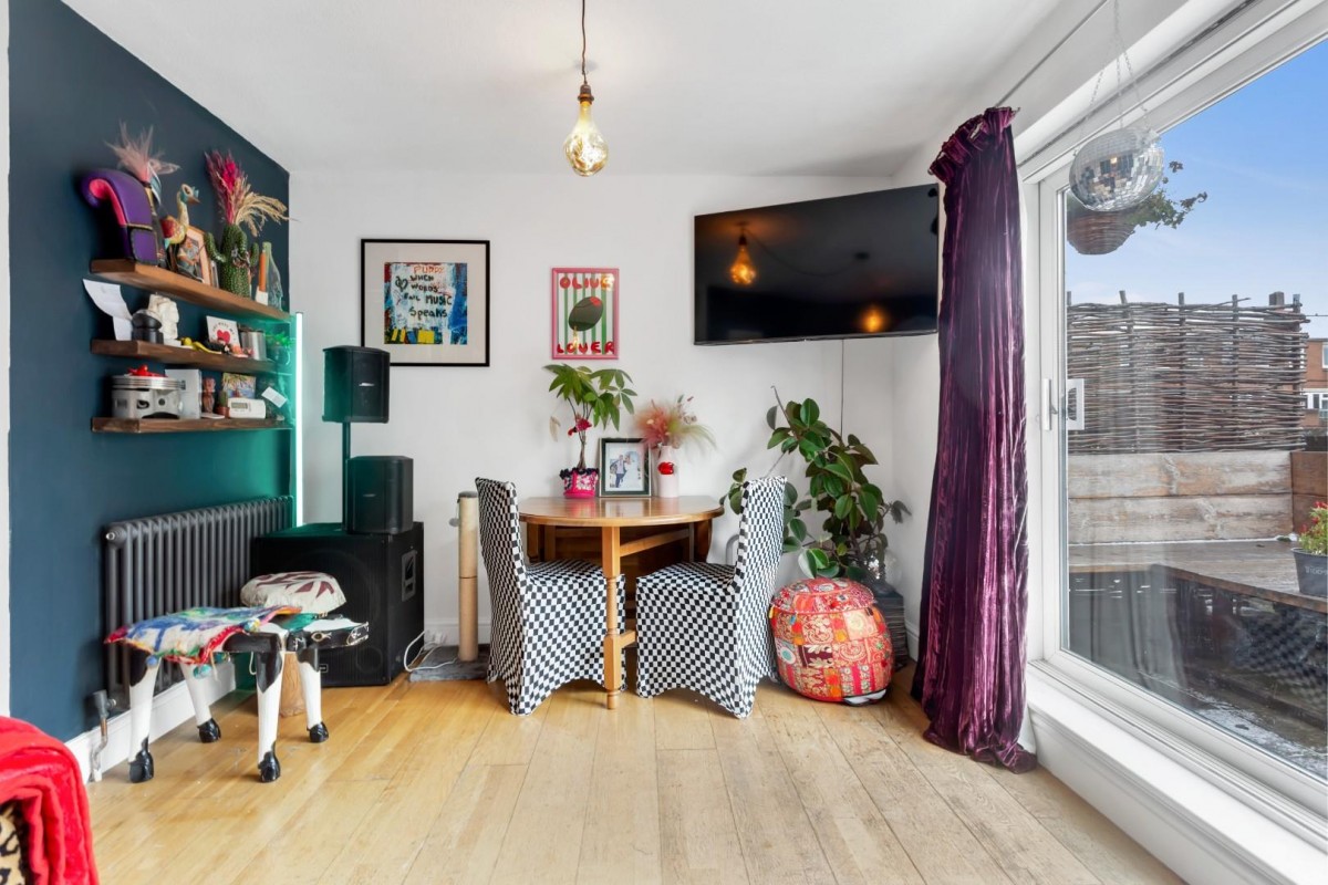 Hayling Close, London, N16