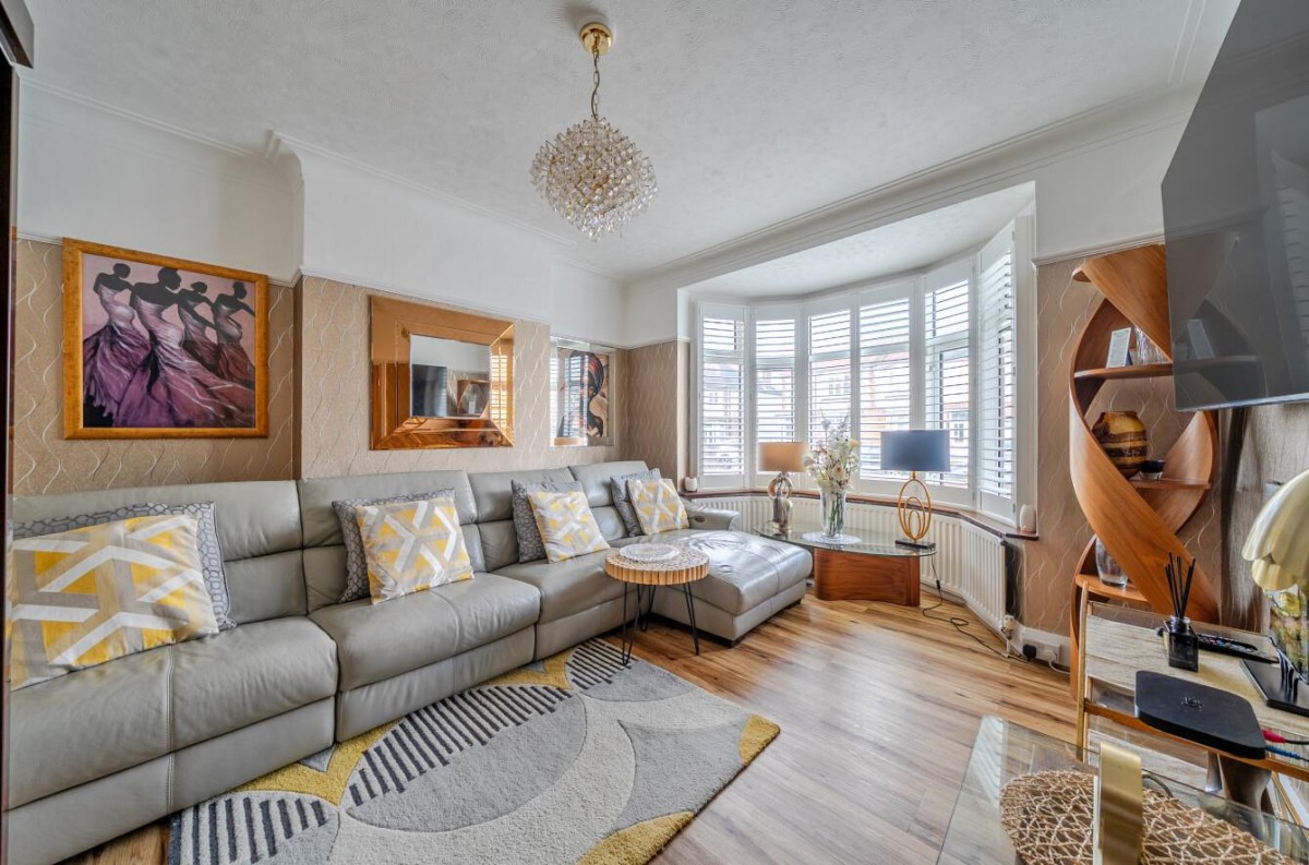 Callander Road, London, SE6 2QE