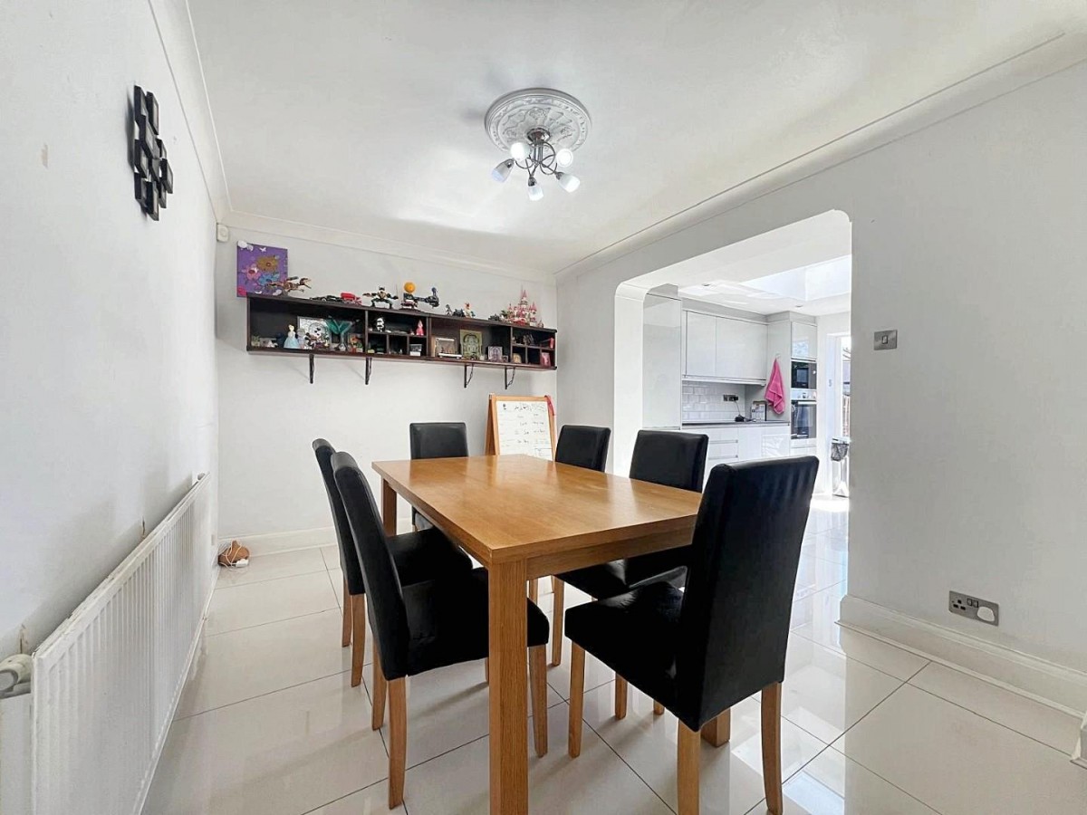 Westleigh Gardens Edgware, HA8