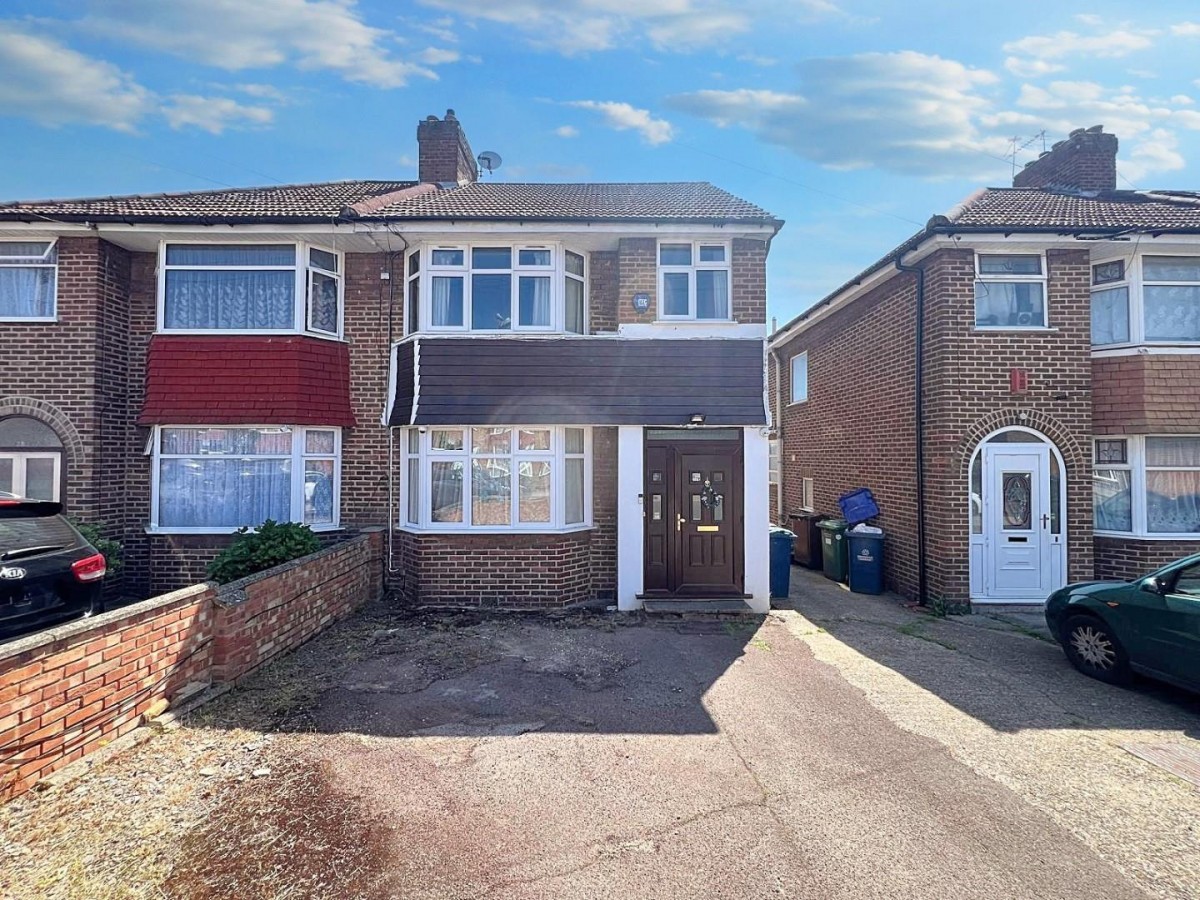 Westleigh Gardens Edgware, HA8