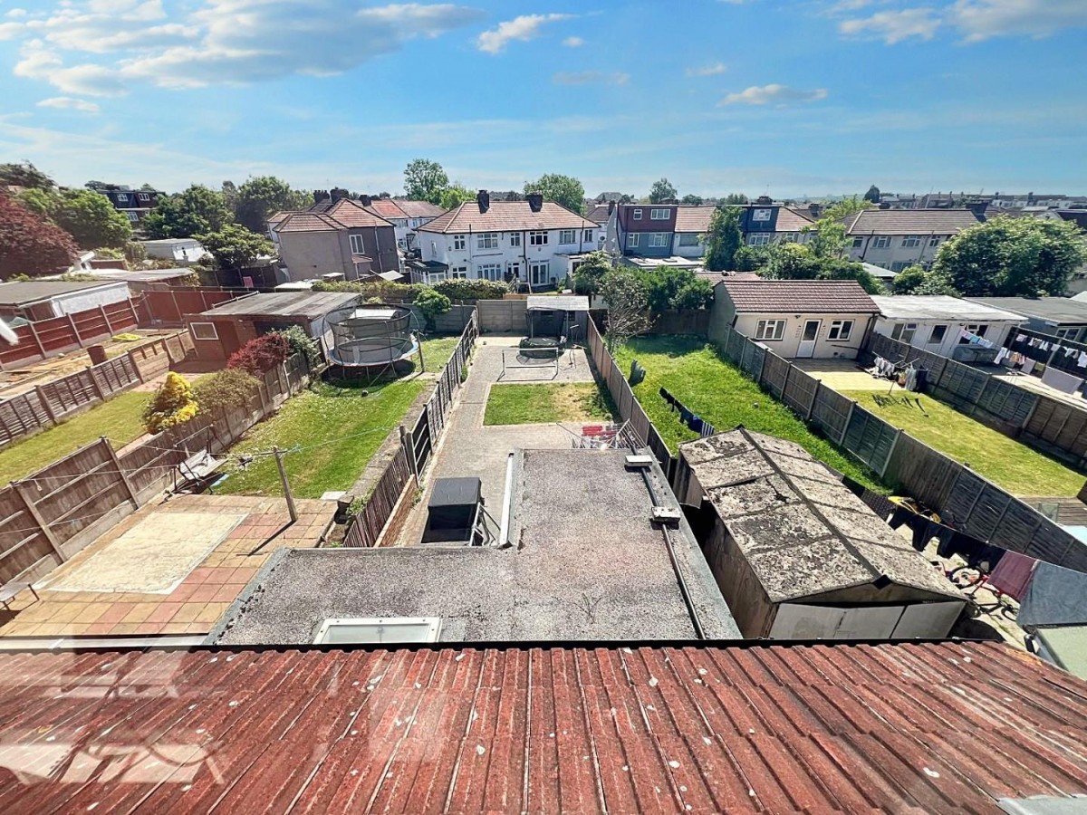 Westleigh Gardens Edgware, HA8