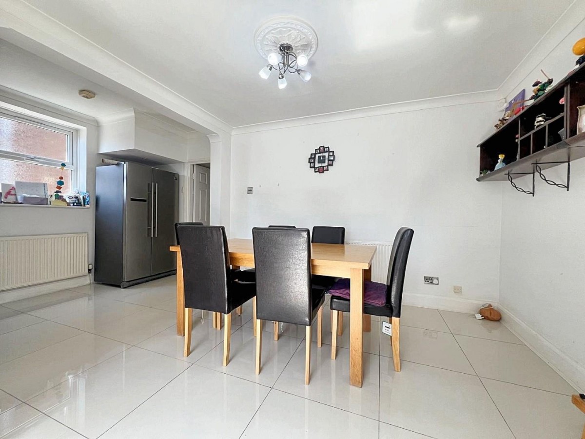Westleigh Gardens Edgware, HA8