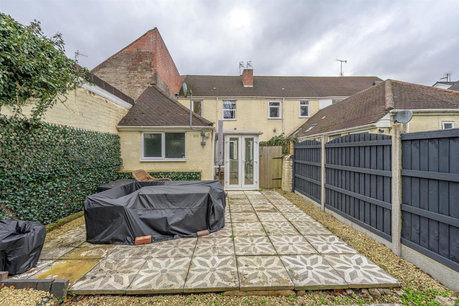 3 bedroom House for sale in Haden Hill Road, Halesowen, B63 3NQ
