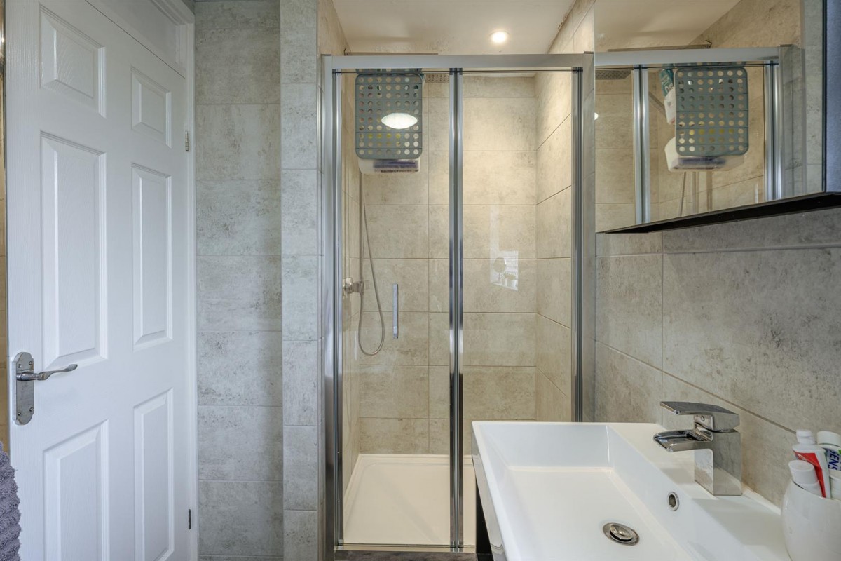 Farmcroft Road, Stourbridge, DY9 9ER